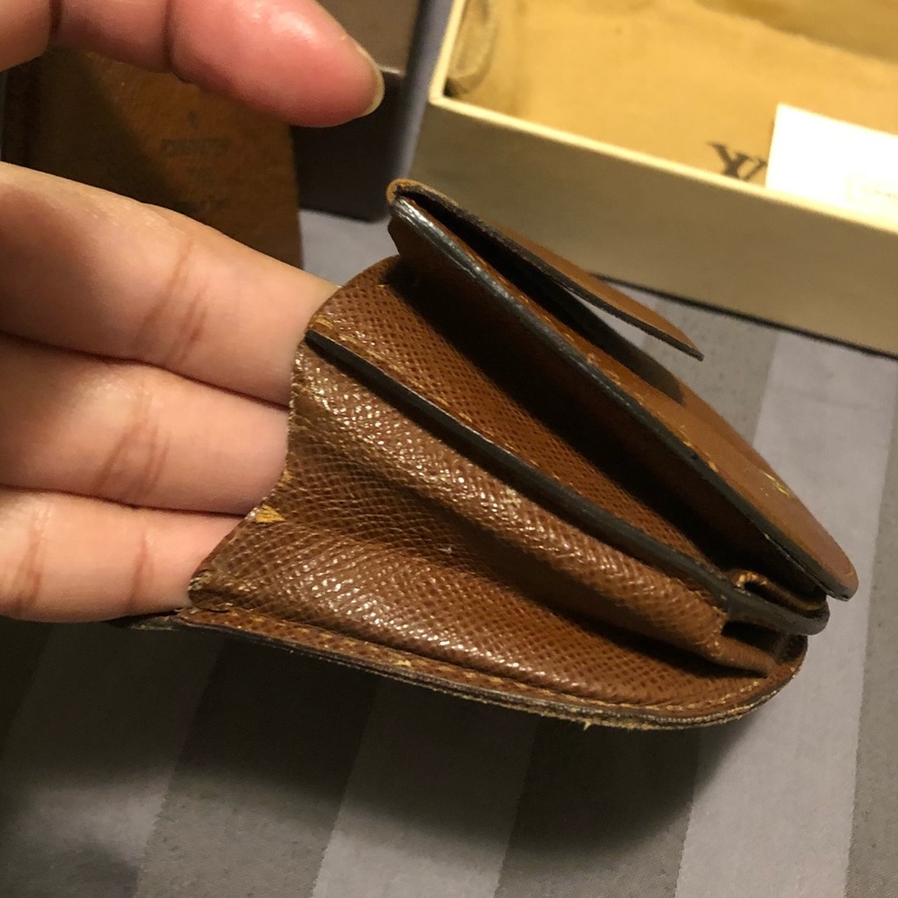Coin Purse 💯 Authentic. - Picture 14 of 14